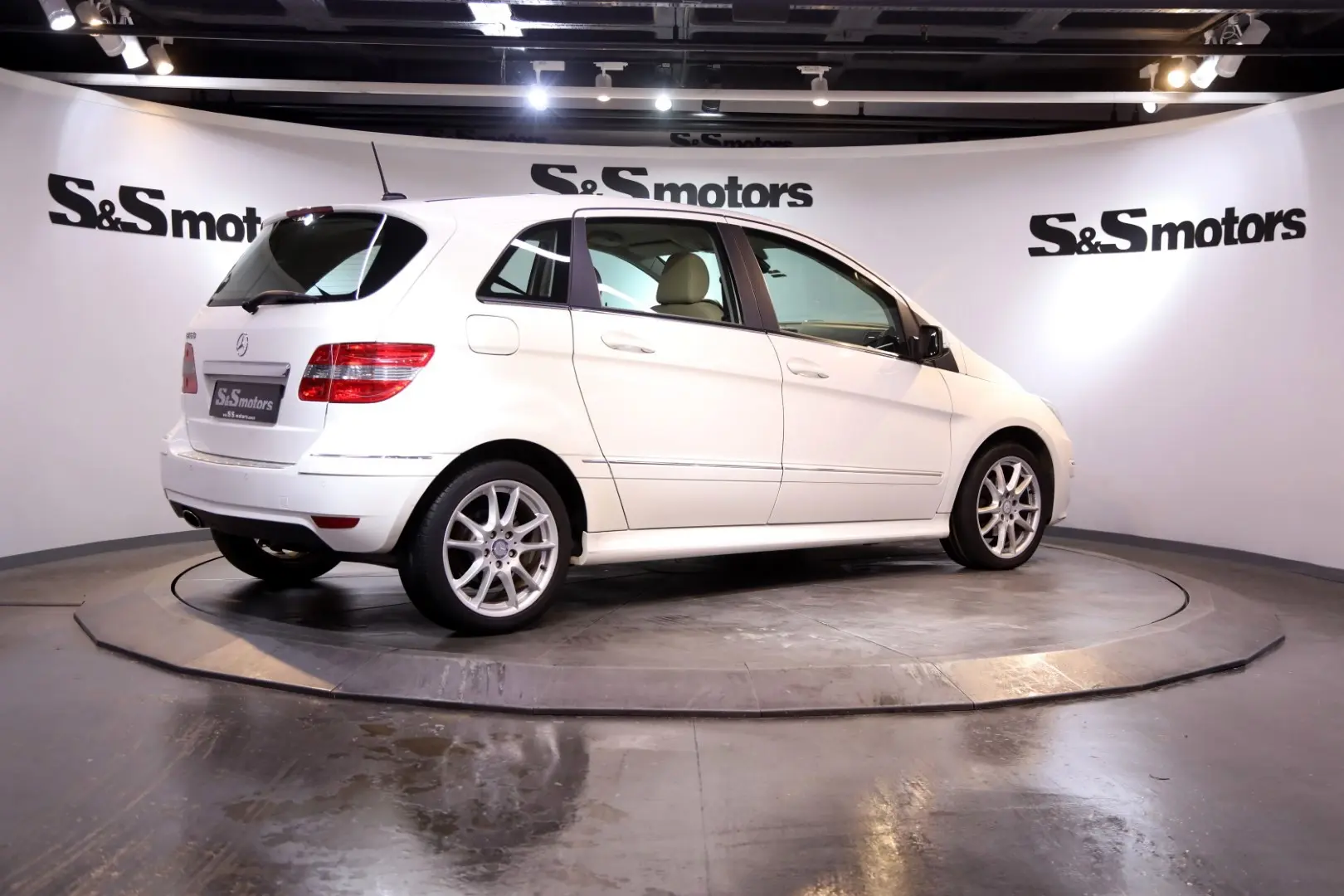 Mercedes-Benz  B 160 Sport 4