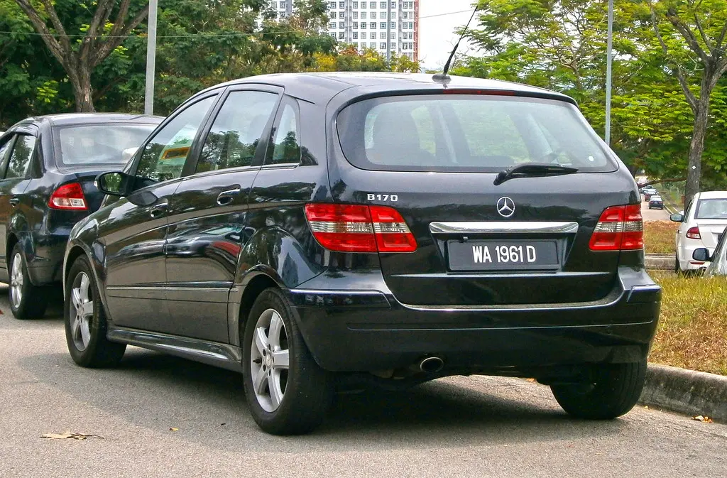 Mercedes-Benz  B 180 CDI 0