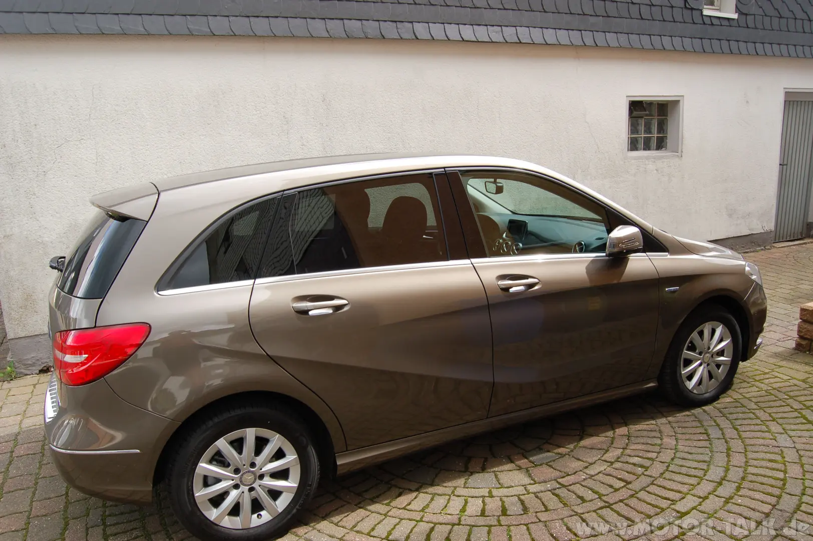Mercedes-Benz  B 180 CDI BlueEFFICIENCY 3