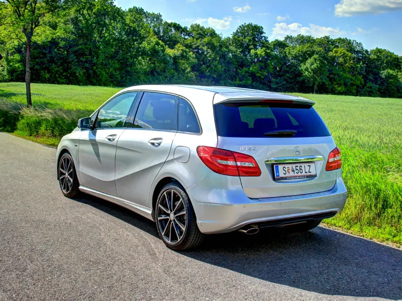 Mercedes-Benz  B 180 BlueEFFICIENCY Style 4