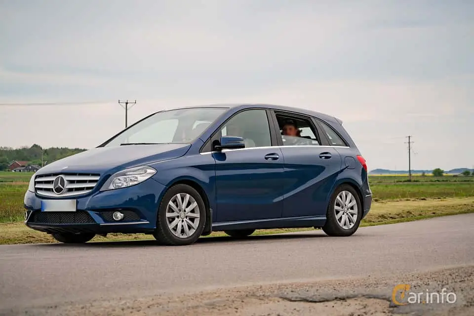 Mercedes-Benz  B 180 CDI BlueEFFICIENCY Style 7G-DCT 3