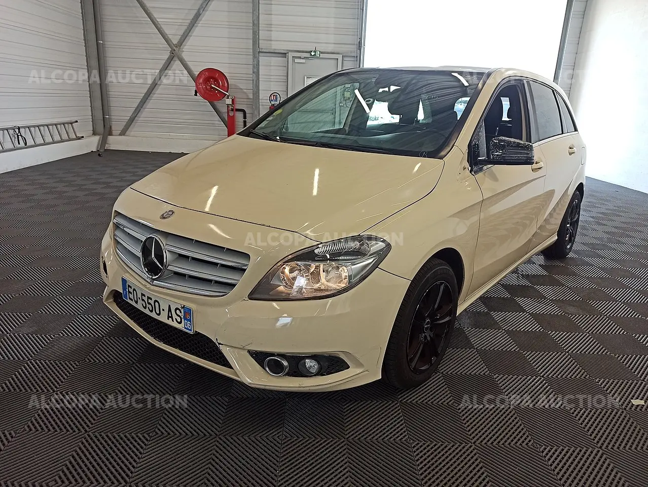Mercedes-Benz  B 180 CDI BlueEFFICIENCY Style 7G-DCT 4