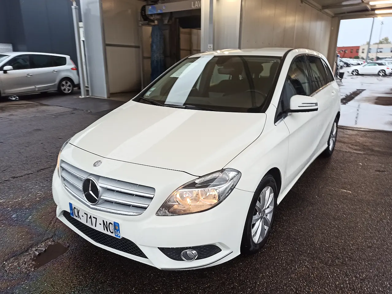 Mercedes-Benz  B 180 CDI BlueEFFICIENCY Elite 7G-DCT 6