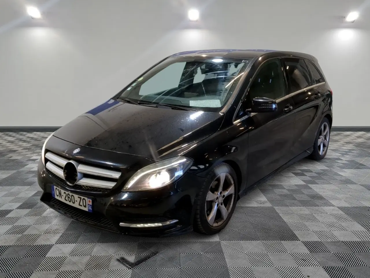 Mercedes-Benz  B 180 CDI BlueEFFICIENCY AMG 7G-DCT 5