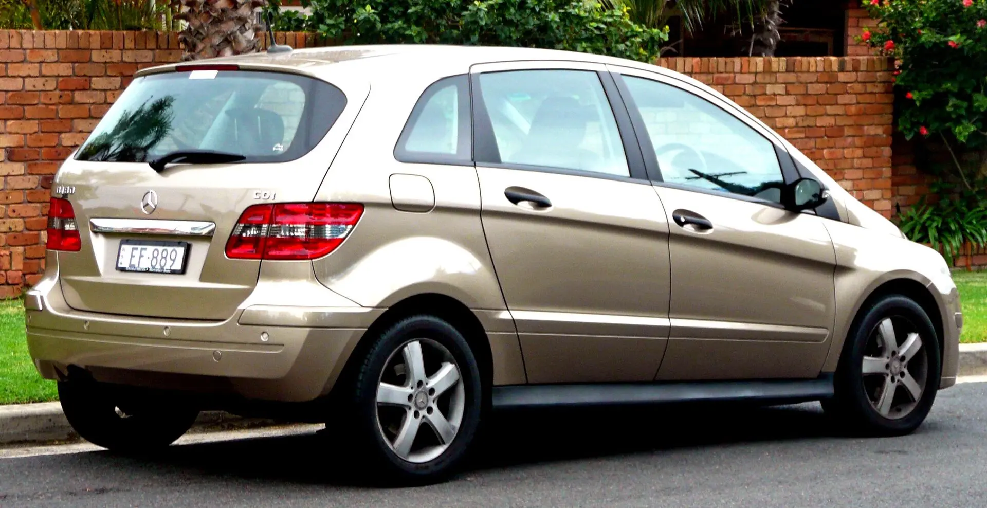 Mercedes-Benz  B 180 CDI 5