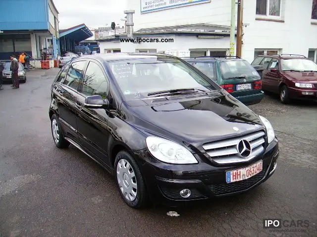Mercedes-Benz  B 180 CDI Boyut 1