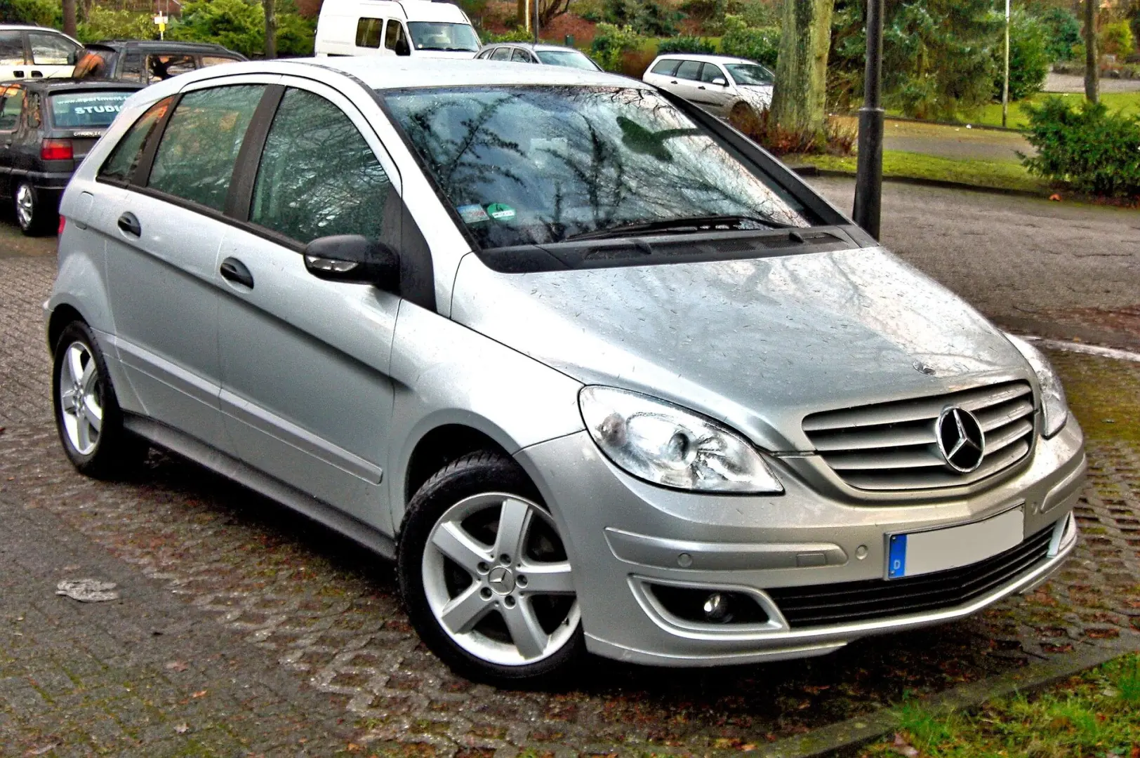 Mercedes-Benz  B 180 CDI 3