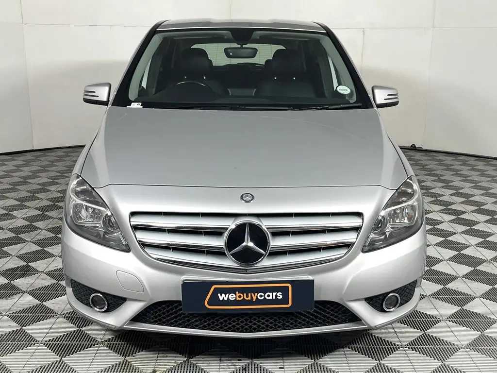 Mercedes-Benz  B 200 BlueEFFICIENCY AMG 7G-DCT 3