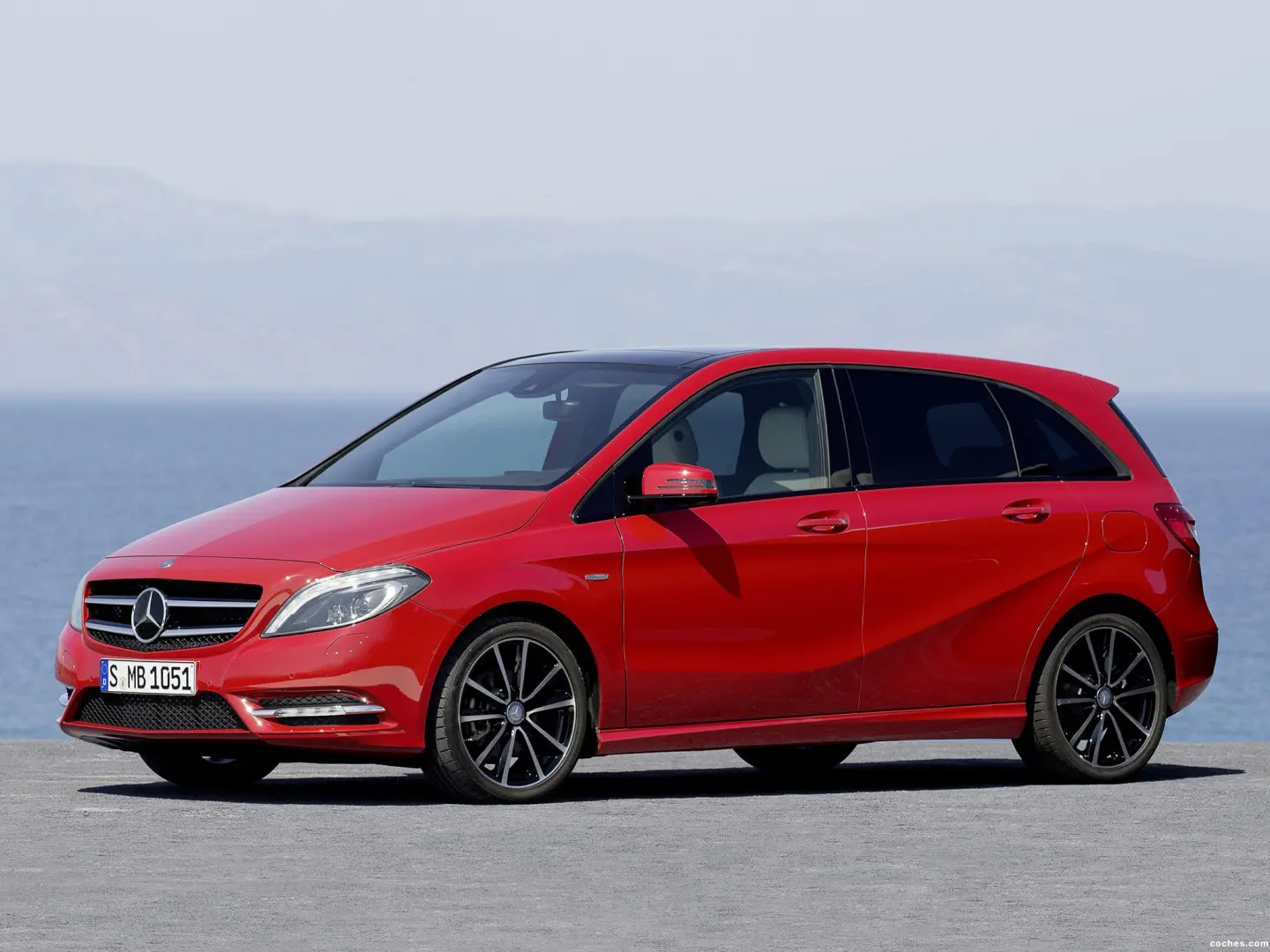 Mercedes-Benz  B 200 BlueEFFICIENCY Sport 7