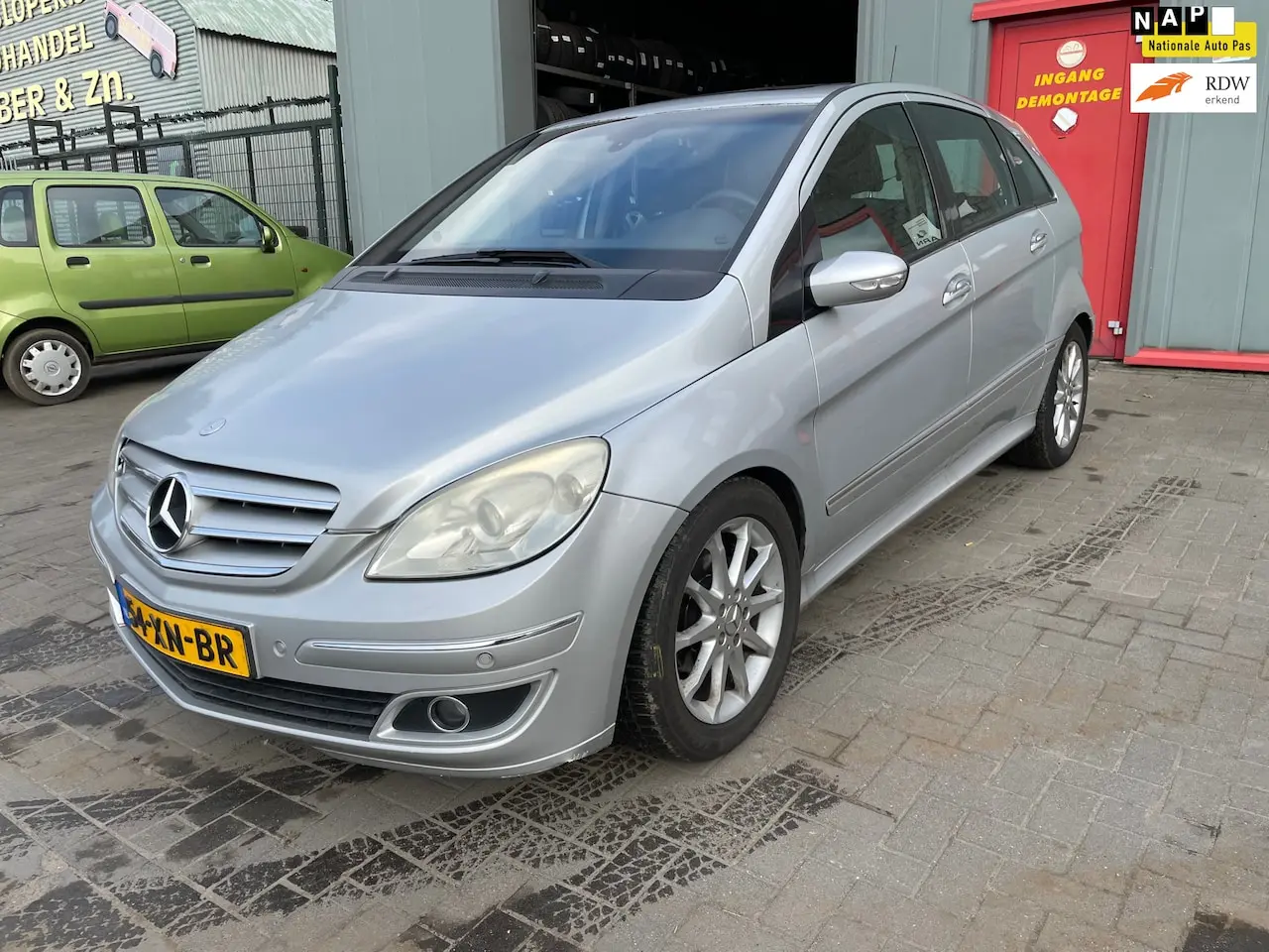 Mercedes-Benz  B 200 CDI 4