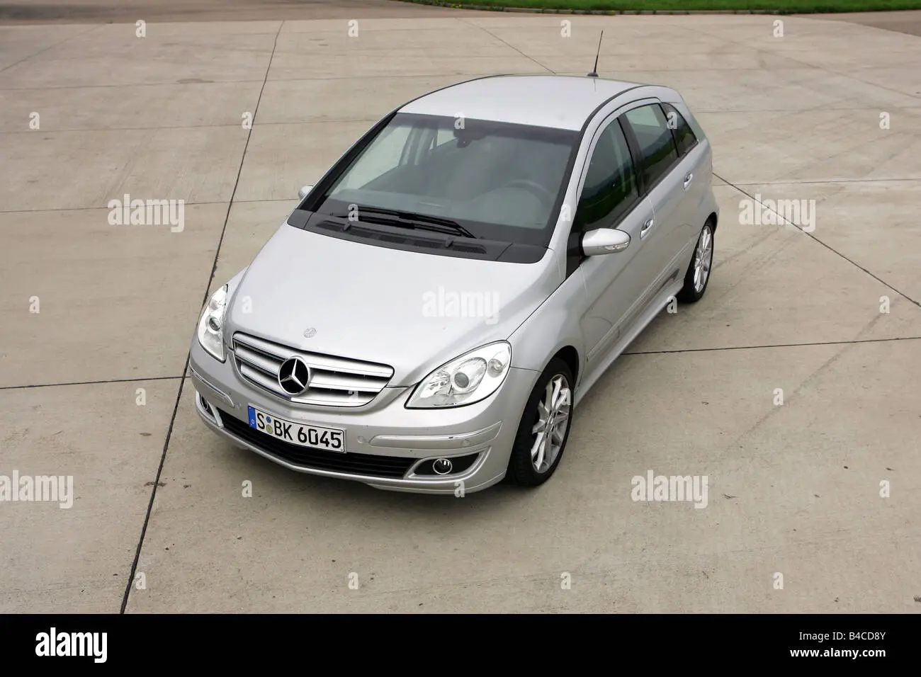 Mercedes-Benz  B 200 CDI 7