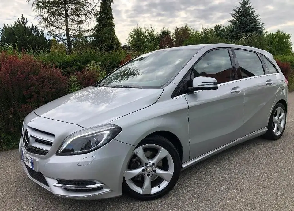 Mercedes-Benz  B 200 CDI BlueEFFICIENCY 4