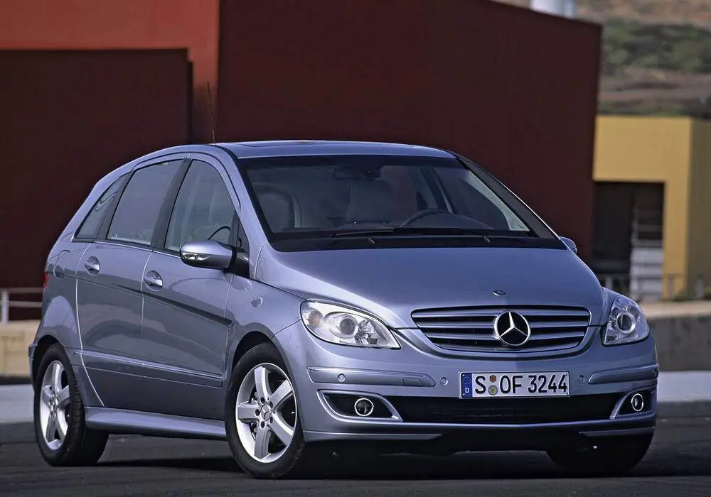 Mercedes-Benz  B 200 CDI BlueEFFICIENCY 7