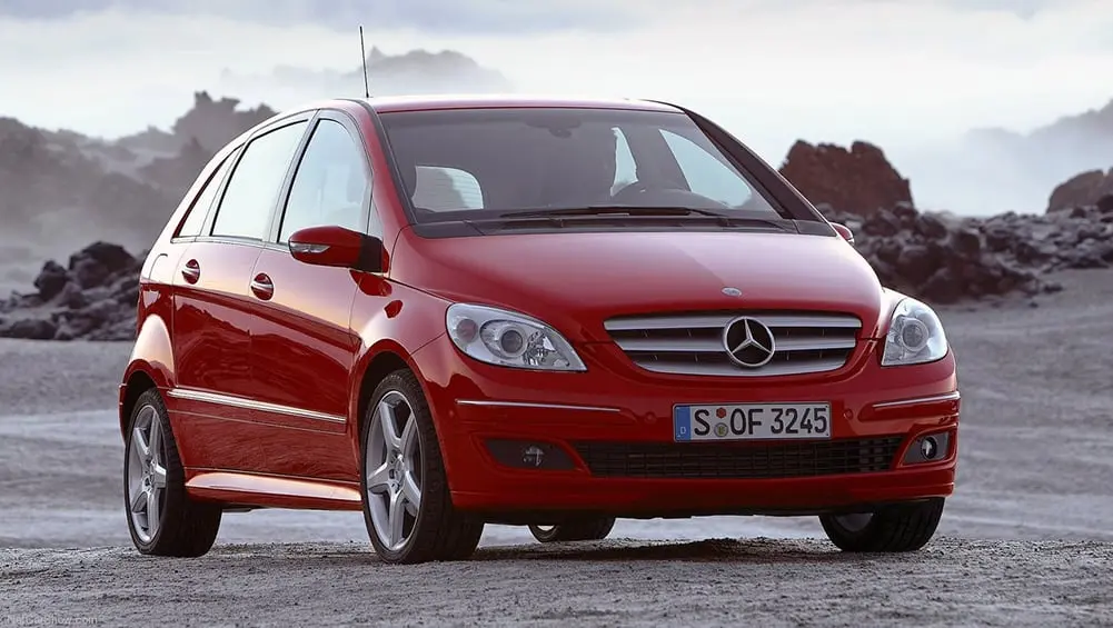 Mercedes-Benz  B 200 CDI Boyut 2