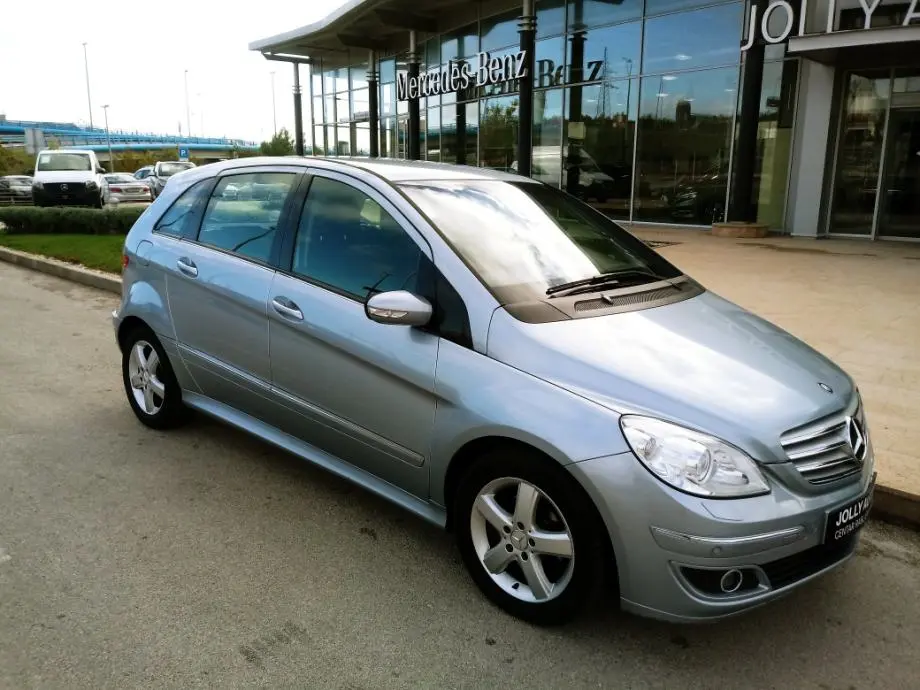Mercedes-Benz  B 200 CDI Boyut 6