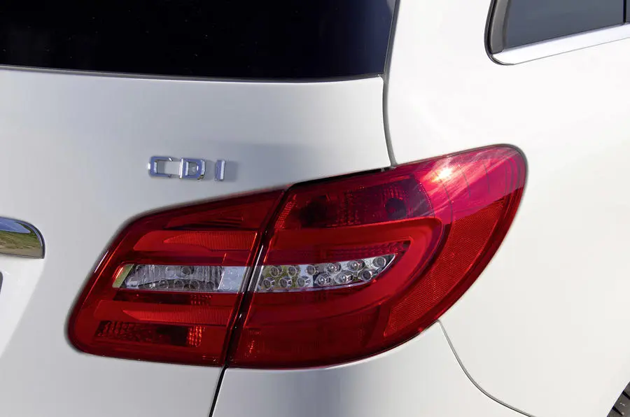 Mercedes-Benz  B 200 CDI Boyut 5