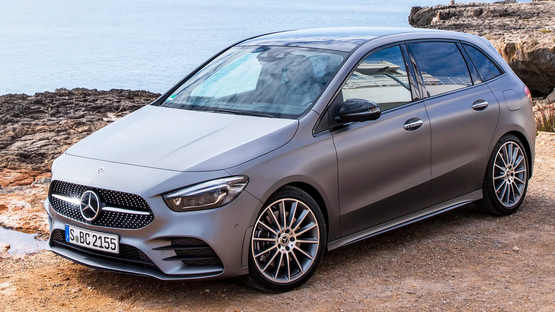 Mercedes-Benz  B 200 Progressive+ Hybrid DCT 5