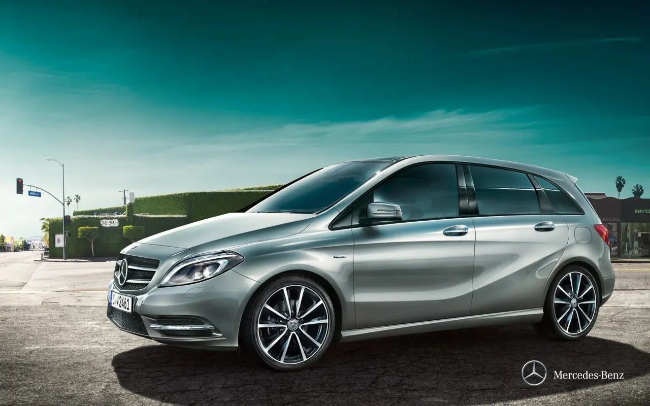 Mercedes-Benz  B 250 BlueEFFICIENCY Sport 7G-DCT 1