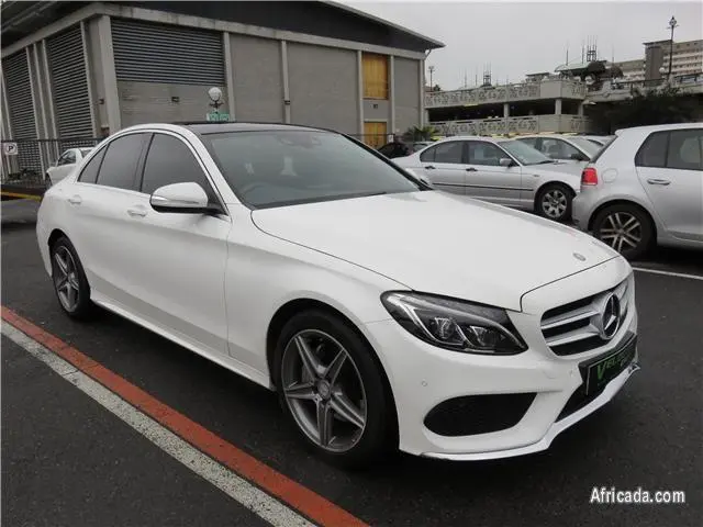 Mercedes-Benz  C 180 AMG 7G-Tronic 4