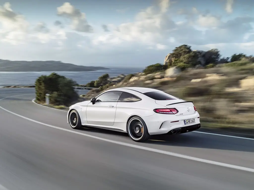 Mercedes-Benz  C 180 AMG 9G-Tronic 5