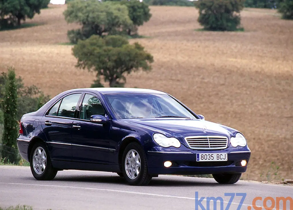 Mercedes-Benz  C 180 Classic 1