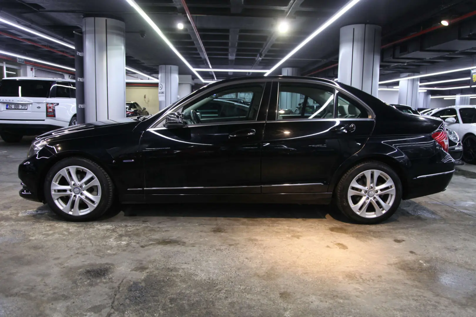 Mercedes-Benz  C 180 Avantgarde 5