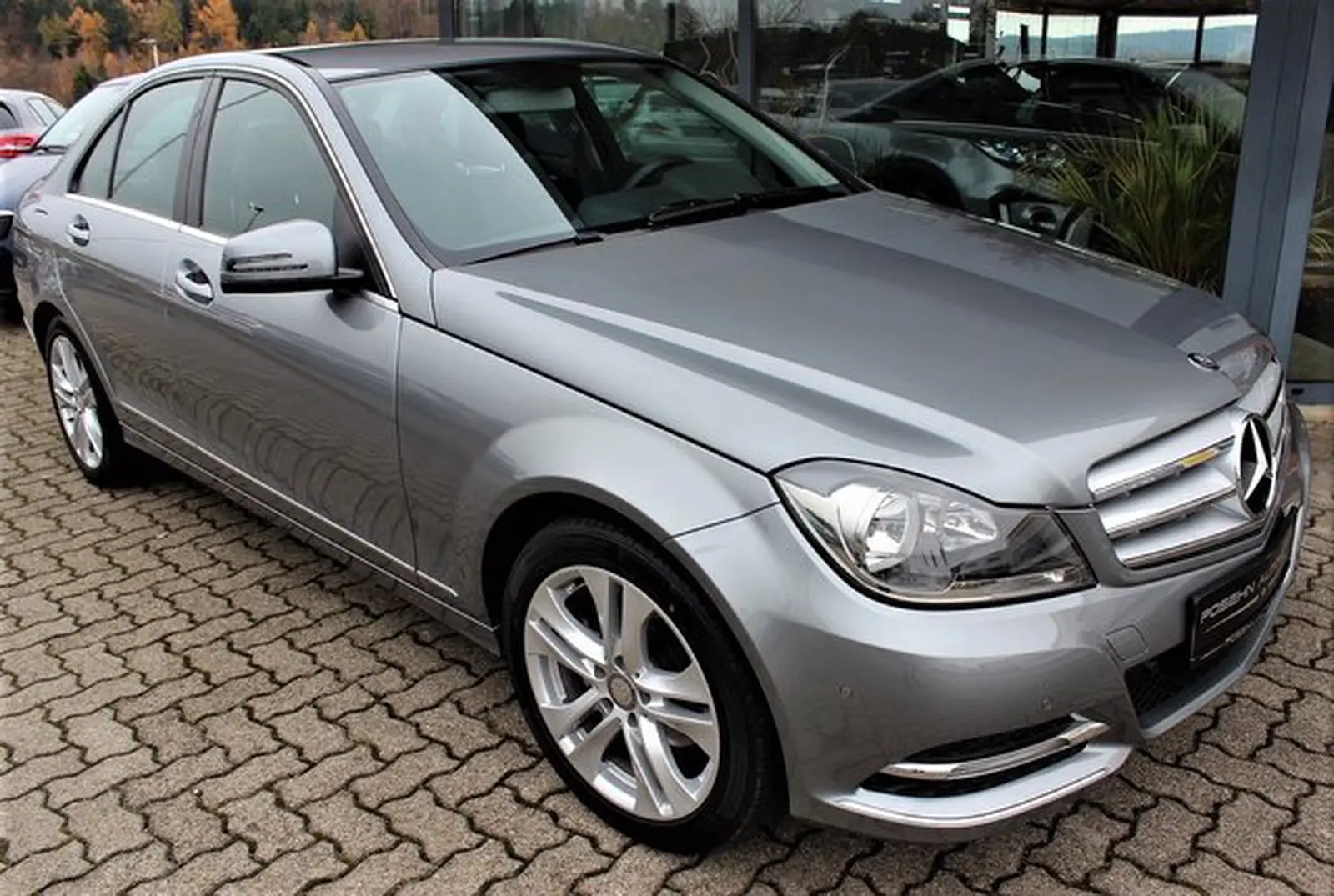 Mercedes-Benz  C 180 Avantgarde 7