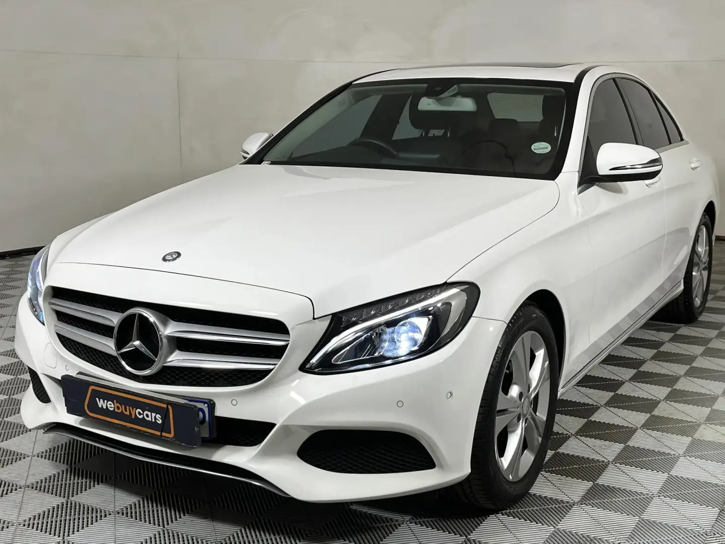 Mercedes-Benz  C 180 Avantgarde 7G-Tronic 3