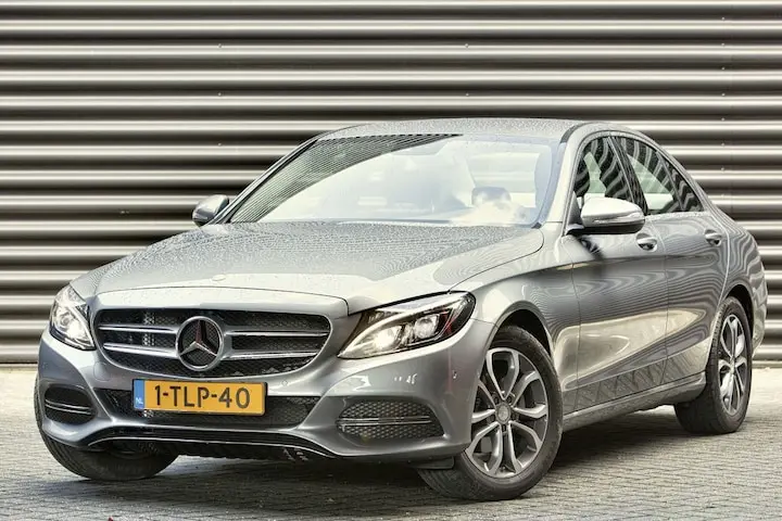 Mercedes-Benz  C 180 Avantgarde 7G-Tronic 4