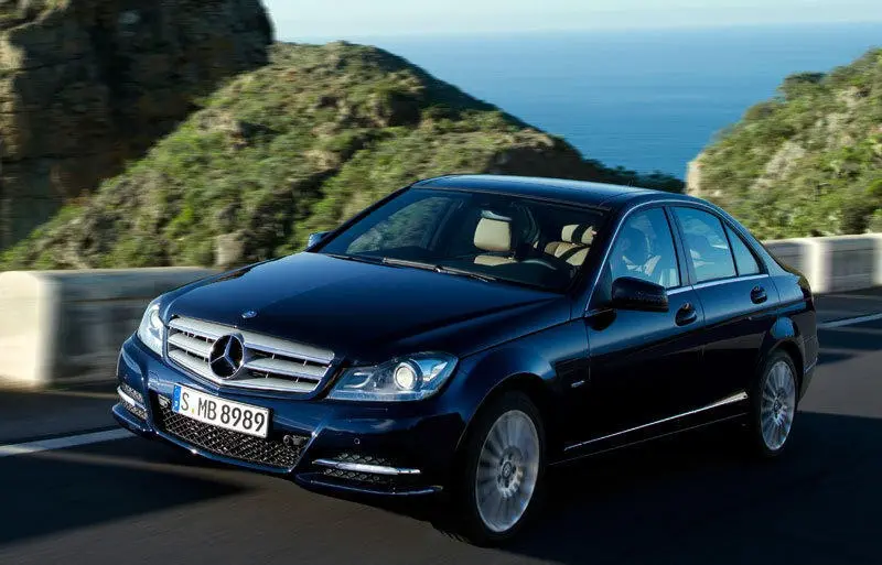 Mercedes-Benz  C 180 BlueEFFICIENCY Elegance 7G-Tronic 2