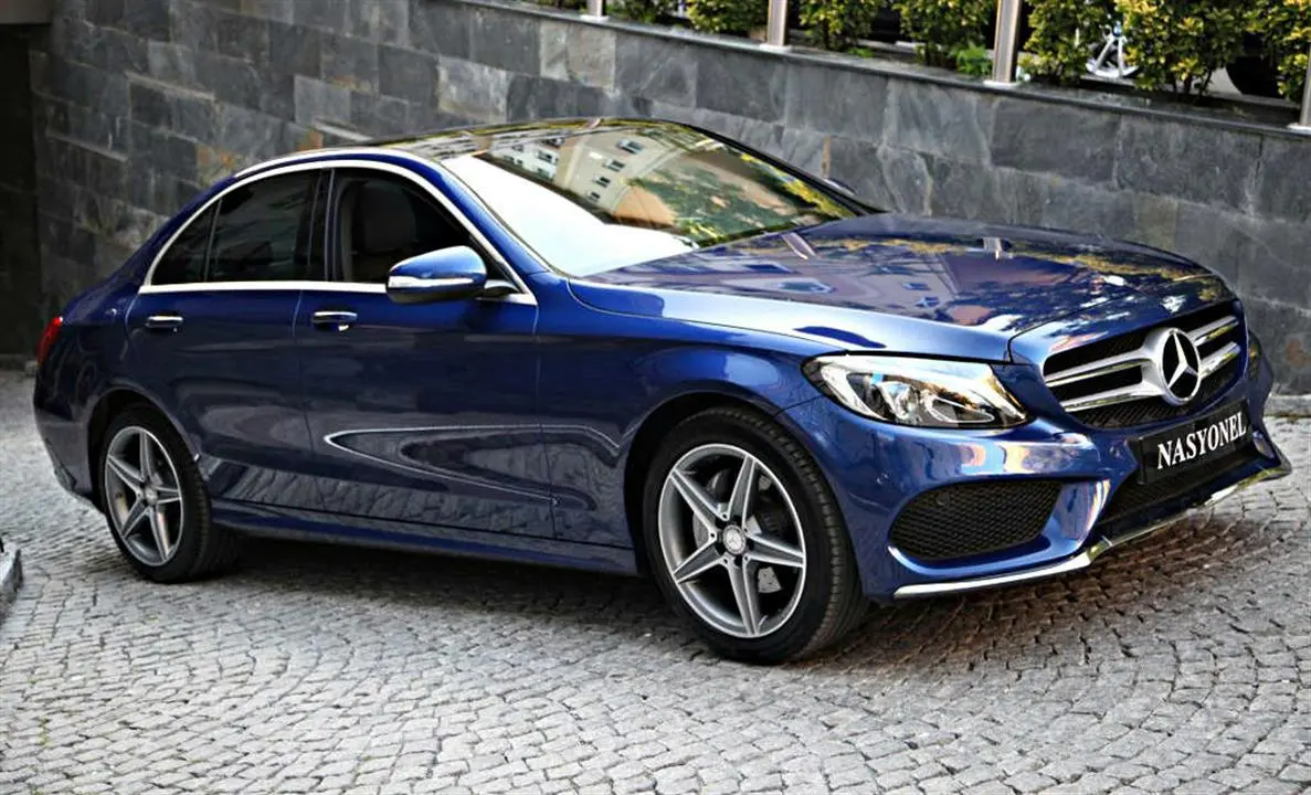 Mercedes-Benz  C 180 BlueEFFICIENCY AMG 7G-Tronic 7