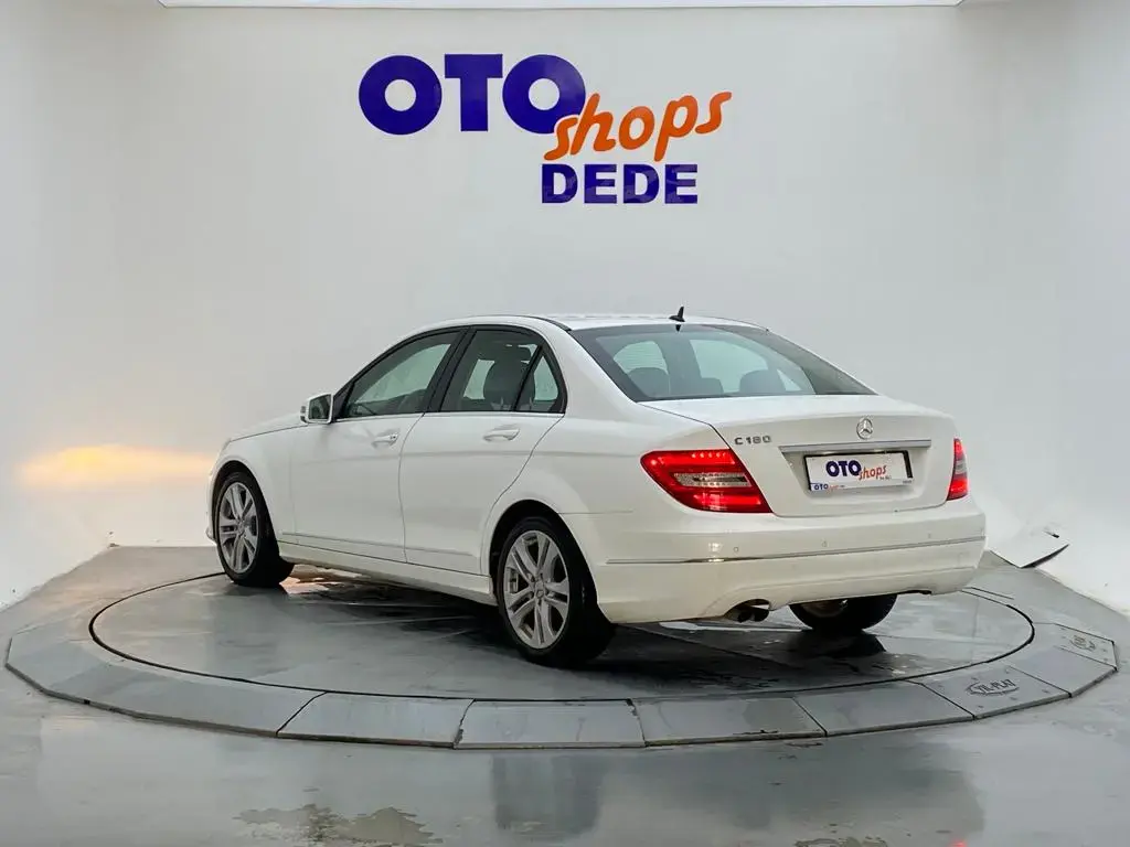 Mercedes-Benz  C 180 BlueEFFICIENCY Avantgarde 7G-Tronic 5