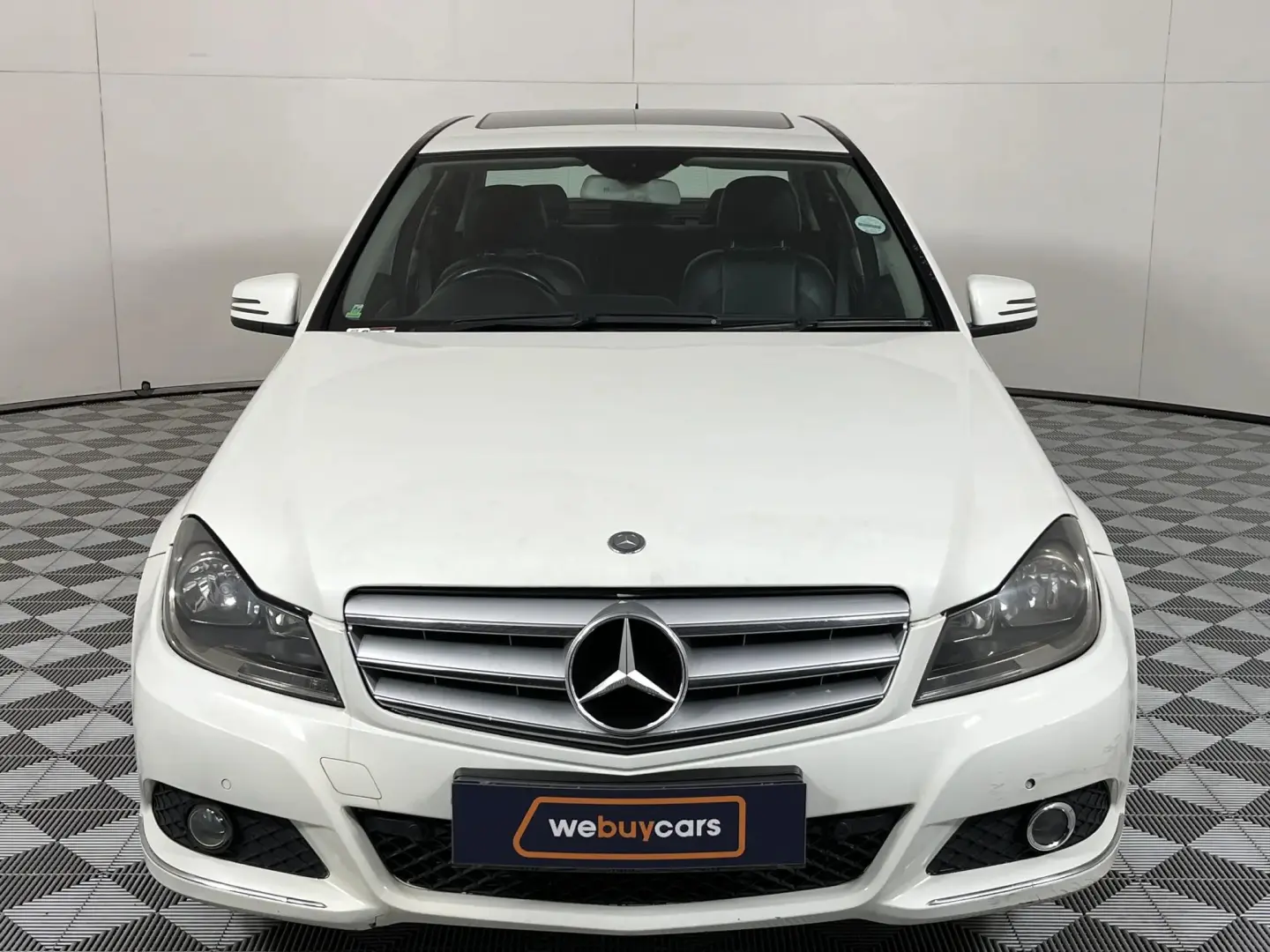 Mercedes-Benz  C 180 BlueEFFICIENCY Elegance 7G-Tronic 3