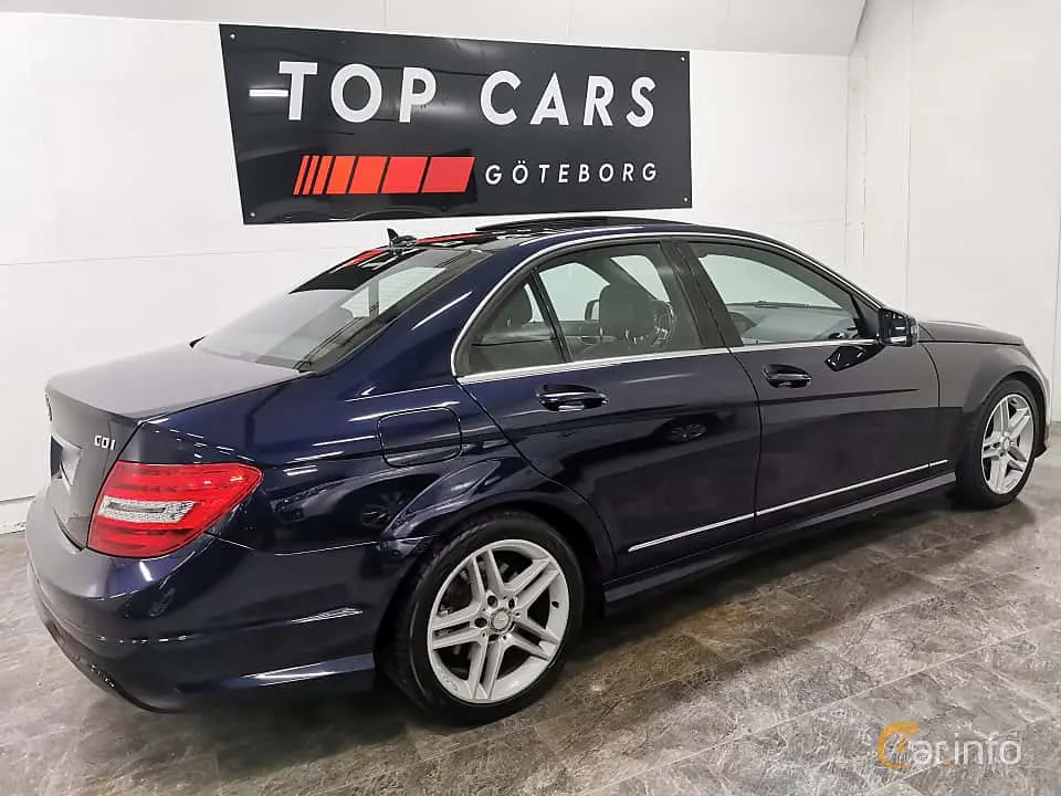 Mercedes-Benz  C 180 BlueEFFICIENCY Elegance 7G-Tronic 0