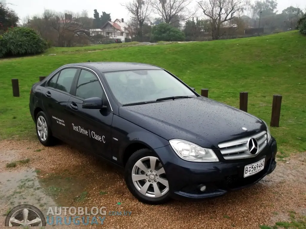 Mercedes-Benz  C 180 BlueEFFICIENCY Selection Plus 7G-Tronic 2