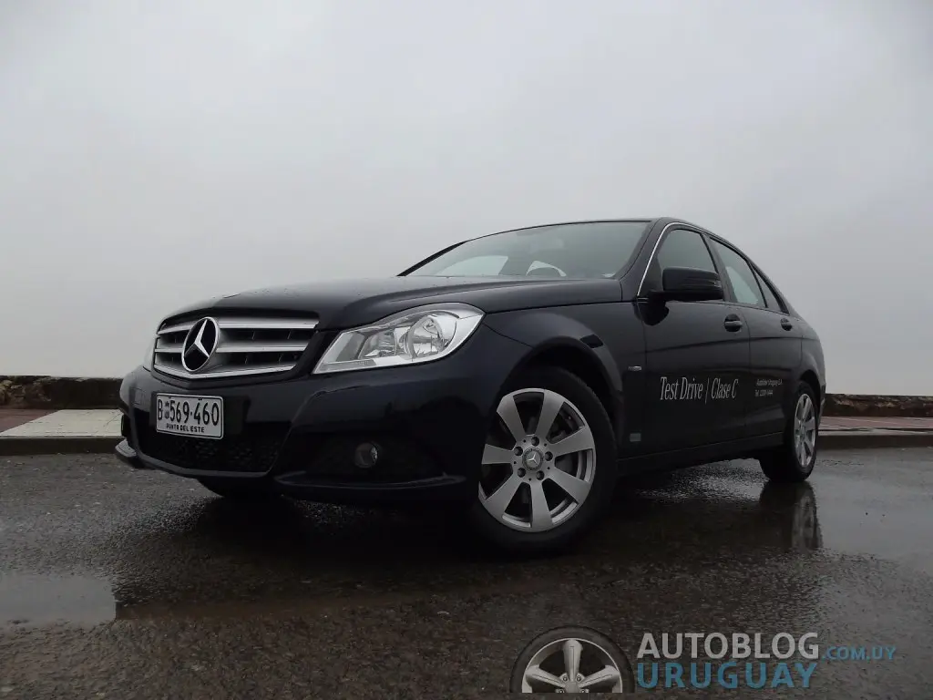Mercedes-Benz  C 180 BlueEFFICIENCY Selection Plus 7G-Tronic 7