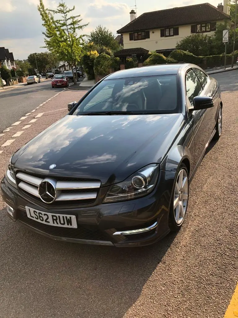 Mercedes-Benz  C 180 BlueEFFICIENCY AMG 7G-Tronic 3