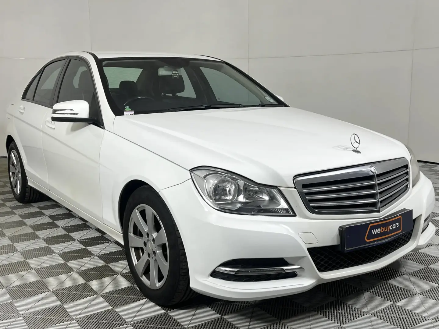 Mercedes-Benz  C 180 BlueEFFICIENCY Elegance 7G-Tronic 3