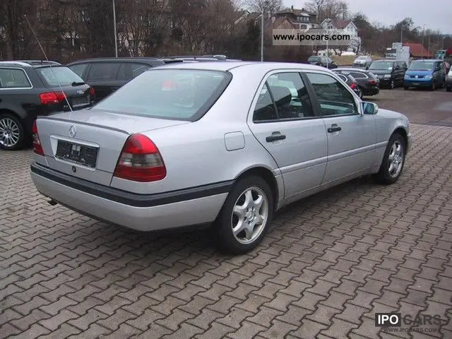 Mercedes-Benz  C 180 Classic 4