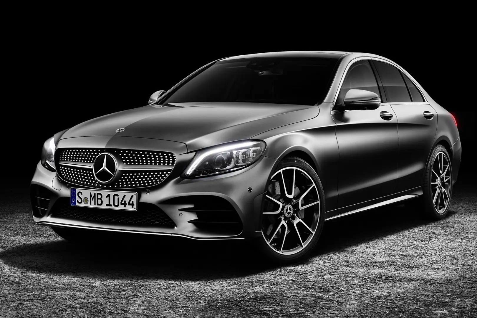 Mercedes-Benz  E 180 Elegance 9G-Tronic 0