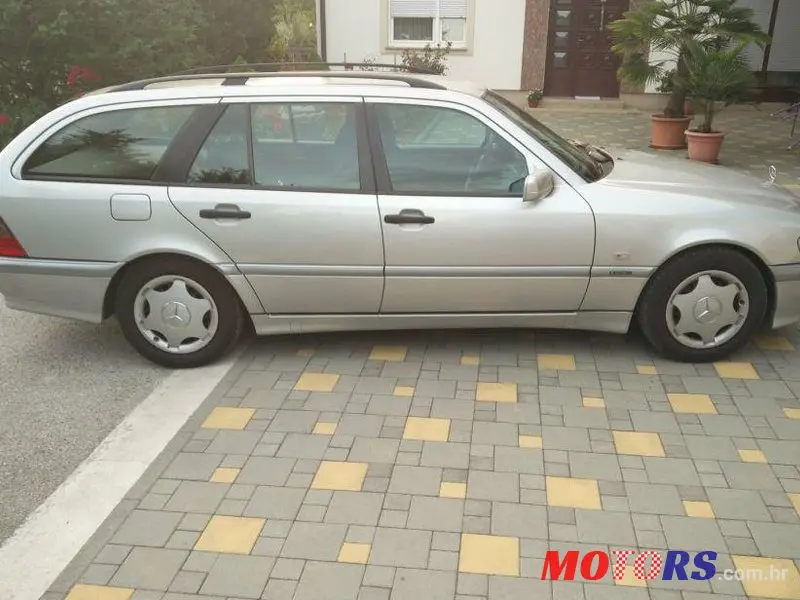 Mercedes-Benz  C 180 Esprit 4
