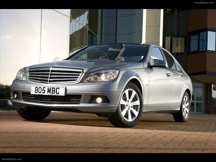 Mercedes-Benz  C 180 Kompressor BlueEFFICIENCY AMG 4