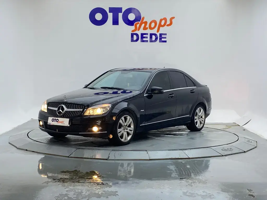 Mercedes-Benz  C 180 Kompressor BlueEFFICIENCY Avantgarde 7G-Tronic 4
