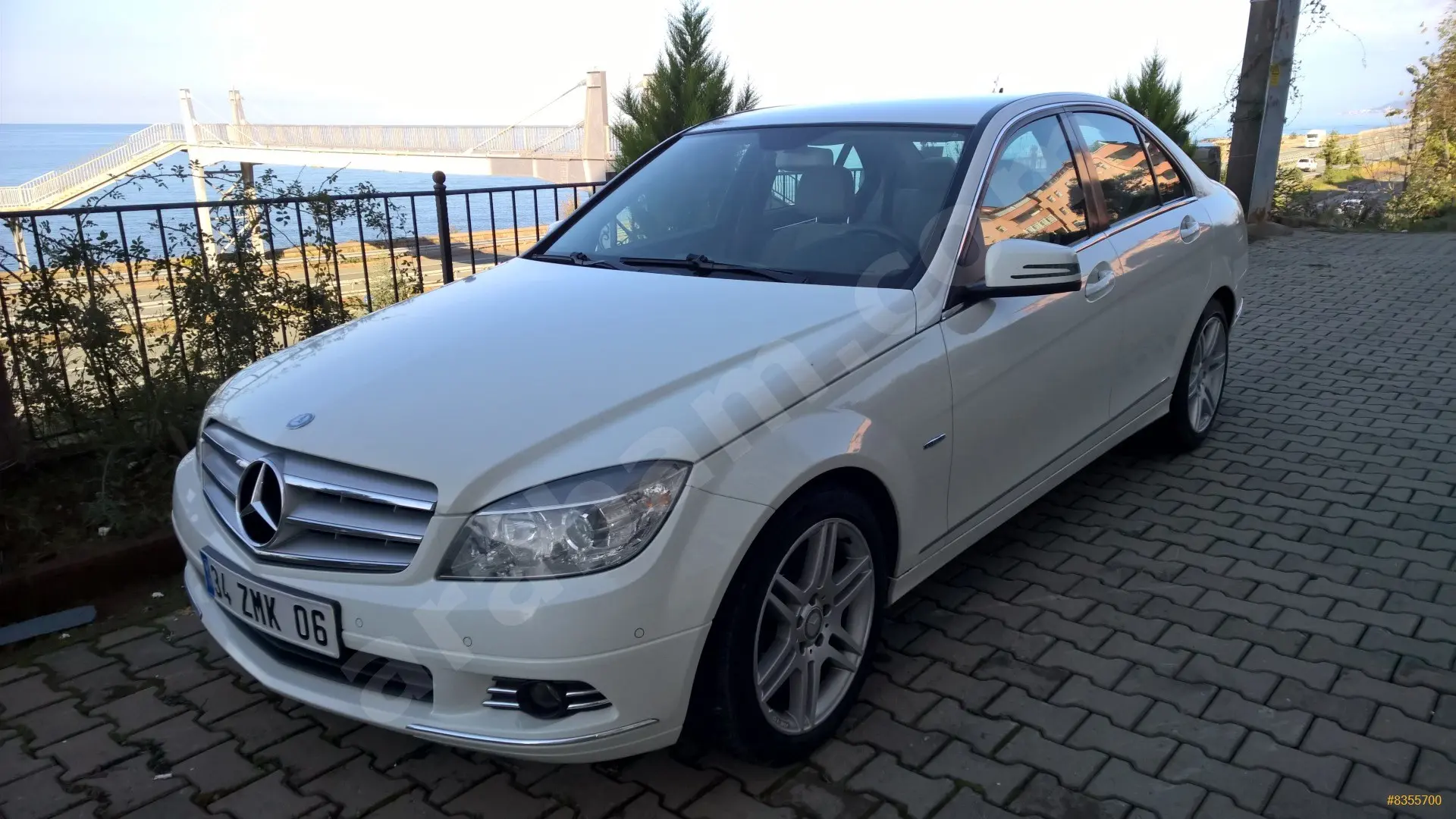 Mercedes-Benz  C 180 Kompressor BlueEFFICIENCY Fascination 3