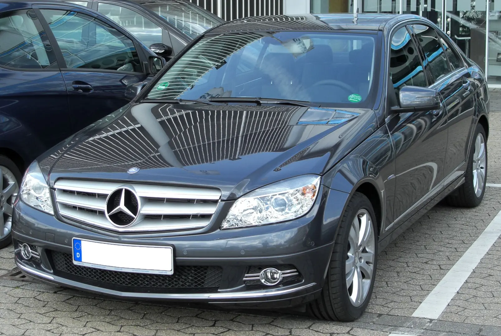 Mercedes-Benz  C 180 Kompressor BlueEFFICIENCY Elegance 7G-Tronic 3