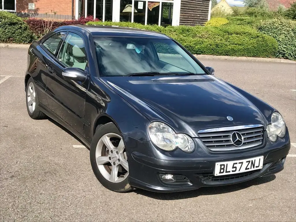 Mercedes-Benz  C 180 Kompressor Elegance 5