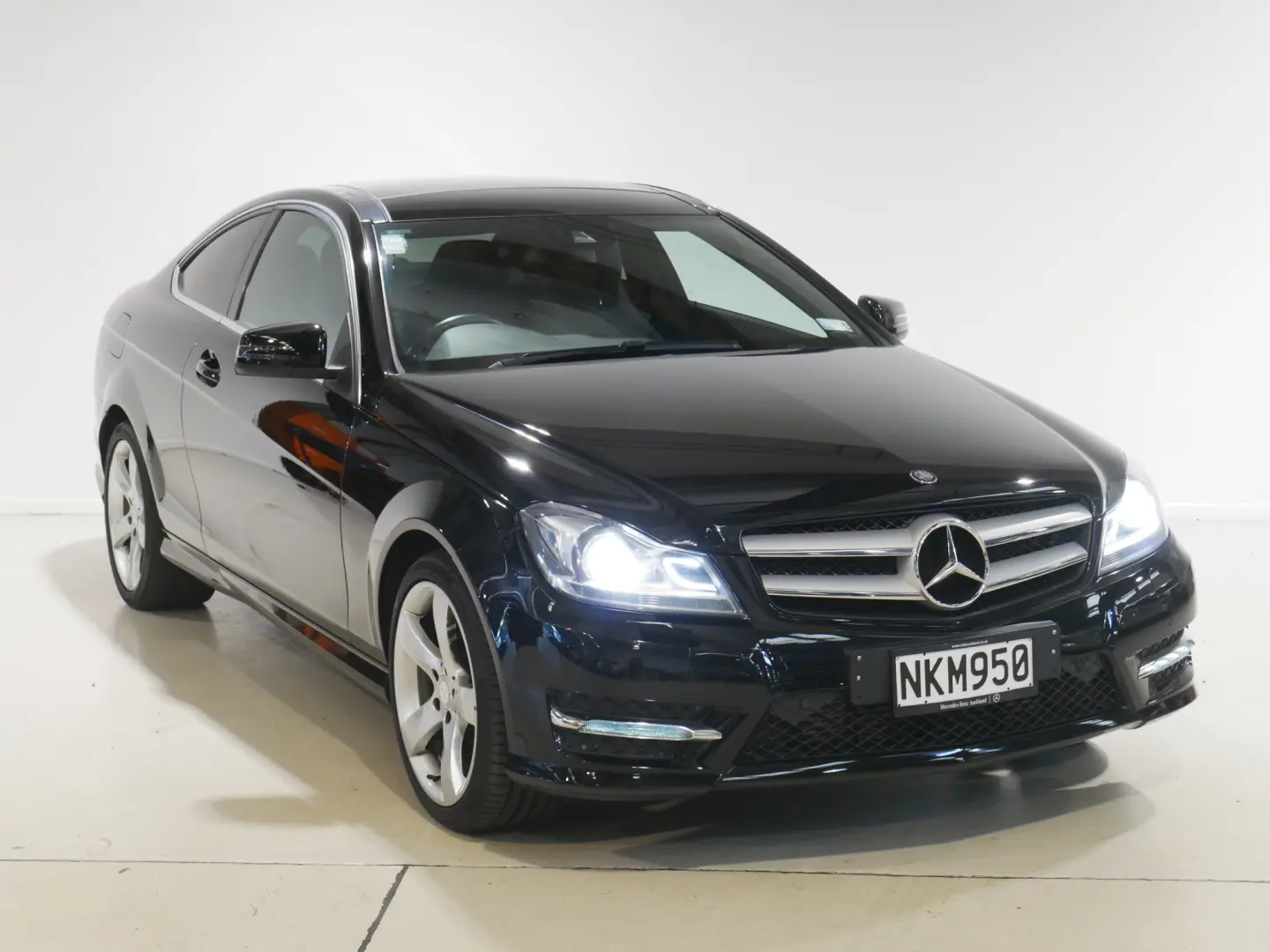 Mercedes-Benz  C 180 BlueEFFICIENCY AMG Plus 7G-Tronic 1
