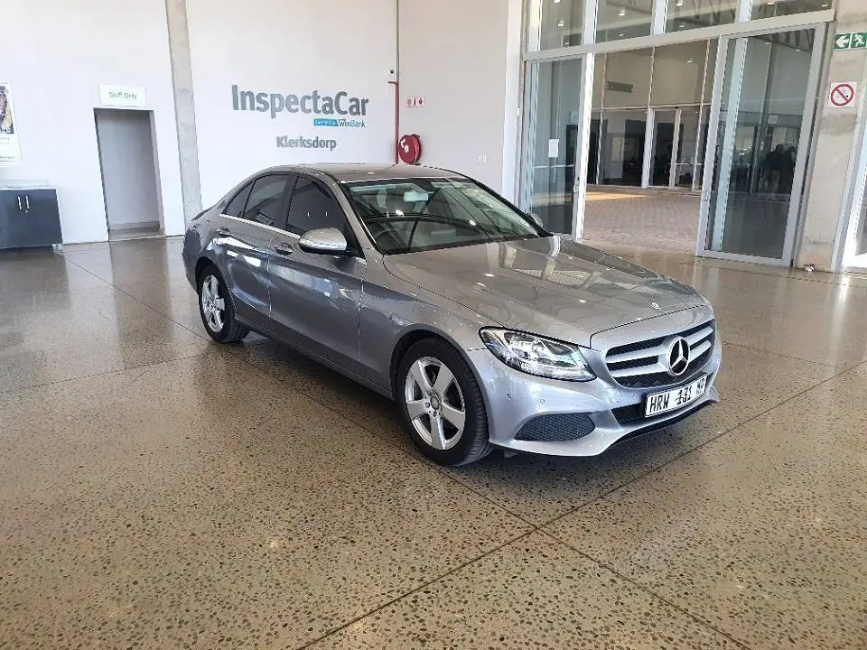 Mercedes-Benz  C 180 Style 7G-Tronic 3