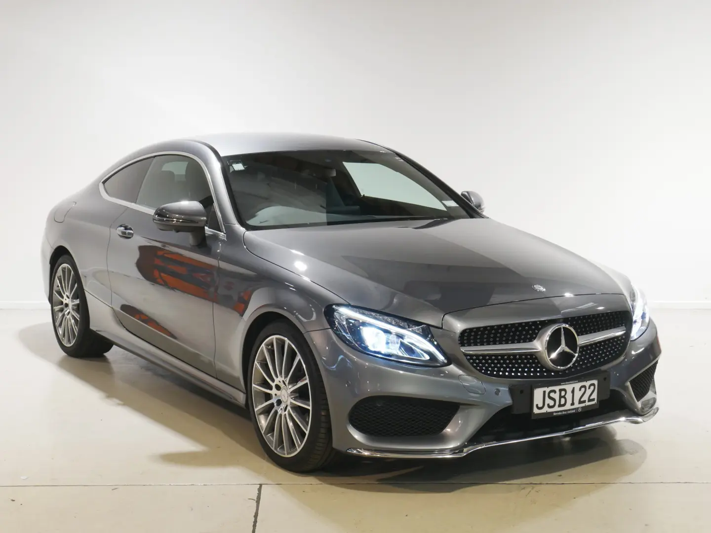 Mercedes-Benz  C 200 4