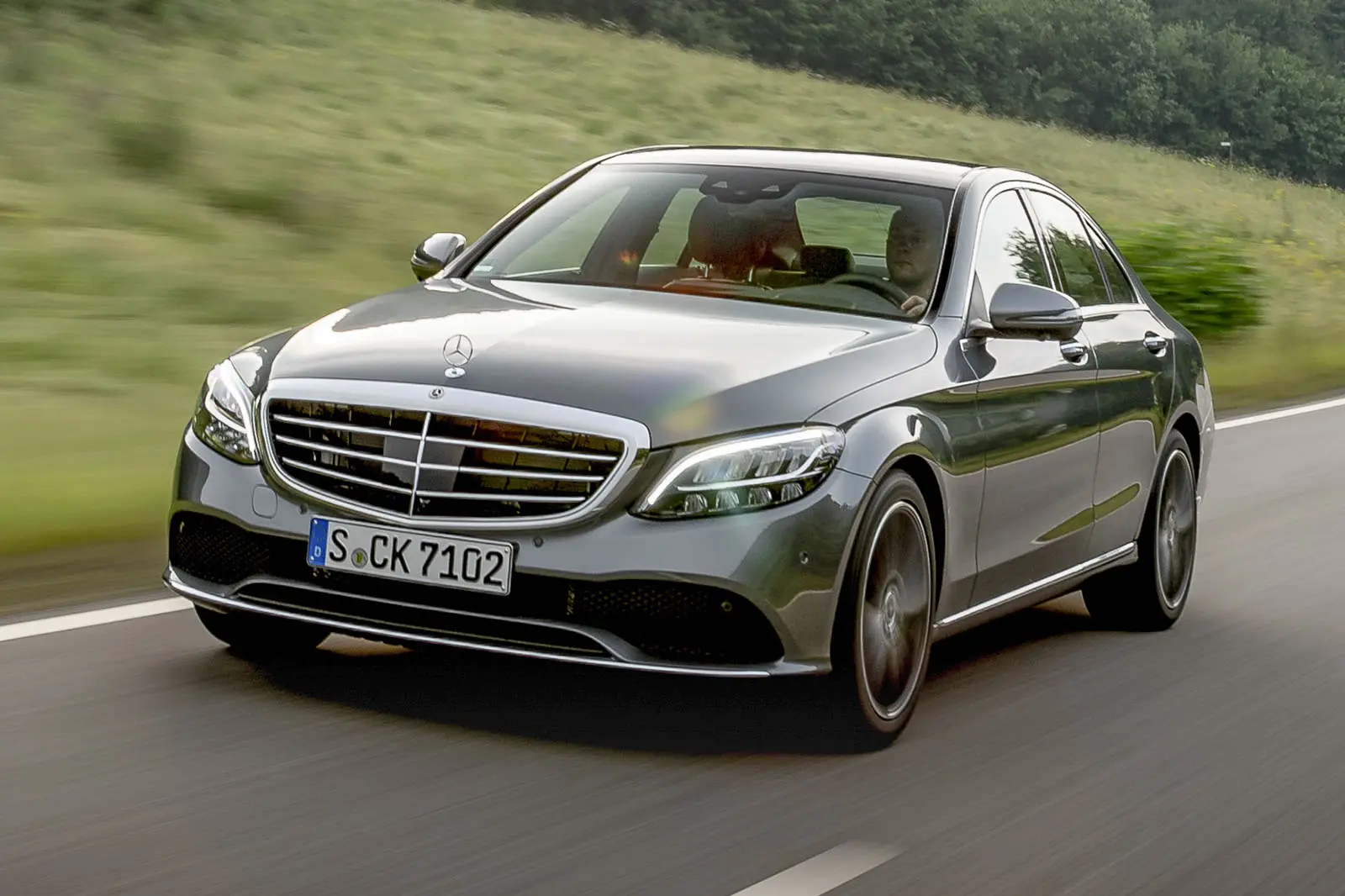 Mercedes-Benz  C 200 d AMG 9G-Tronic 3